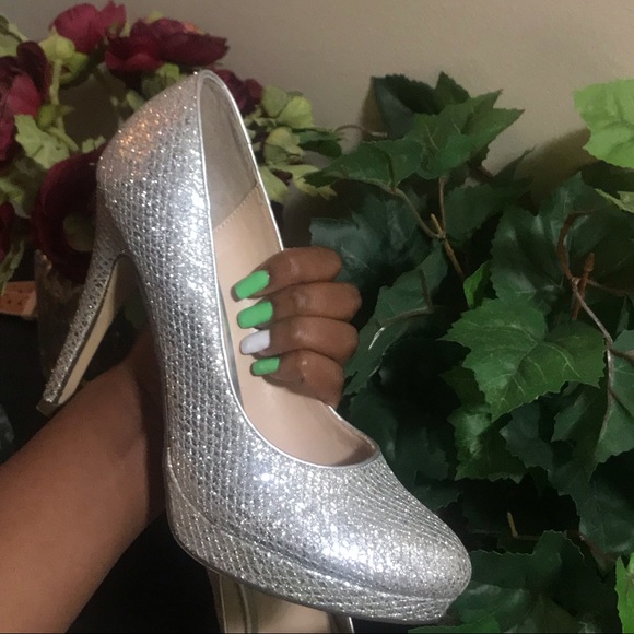 ✨Silver Sparkly High Heels✨ (GREAT CONDITION) - Picture 5 of 8